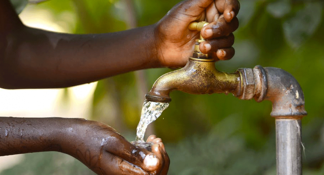 Traitement des eaux souterraines par l'arsenic pour une eau potable salubre communautaire