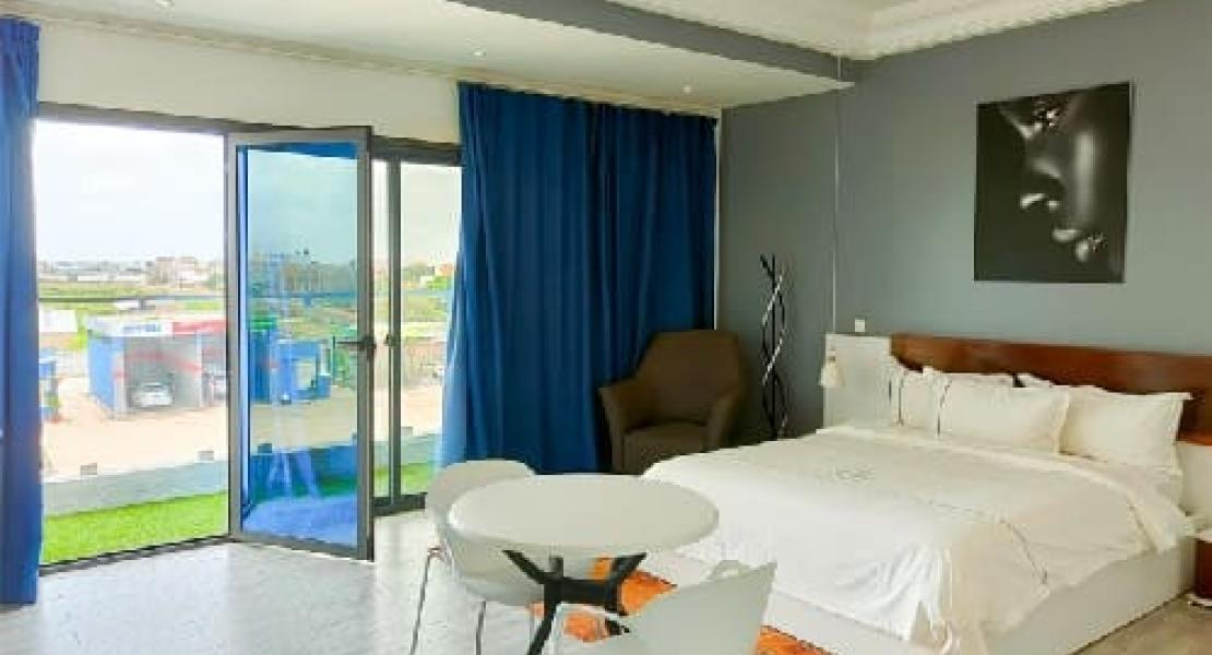 So suite